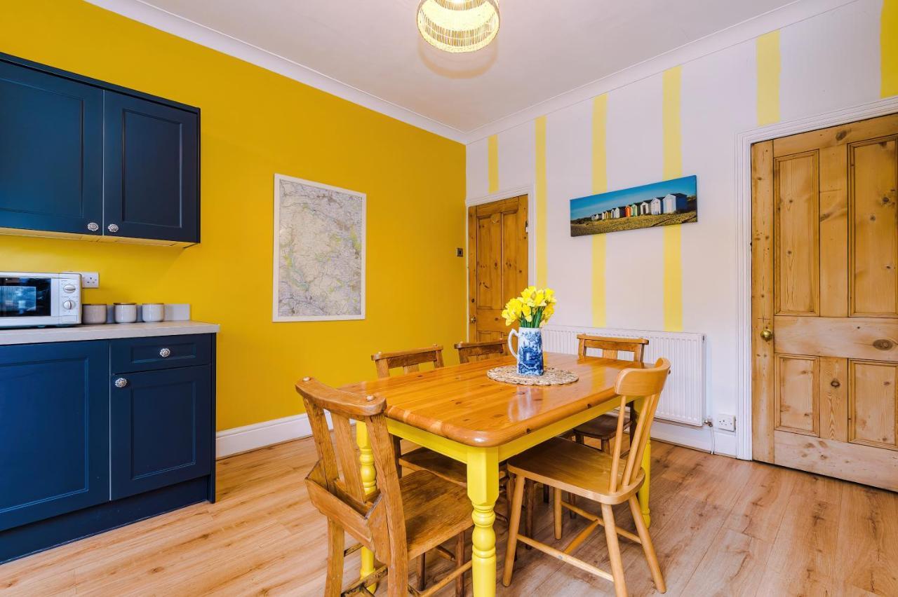 Cosy House With Garden & Parking, Sheffield Villa Buitenkant foto